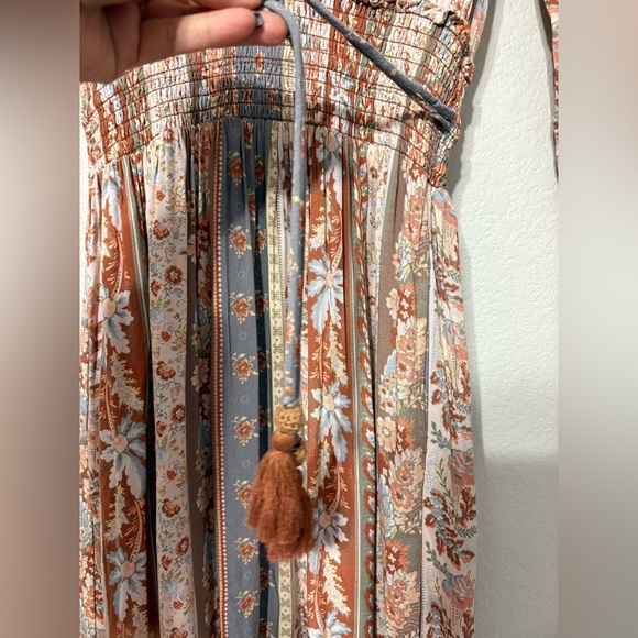 Faherty Floral Boho Prairie Midi Dress. Long Sleeve, Smocked Waist, Shoulder. - Picture 8 of 16